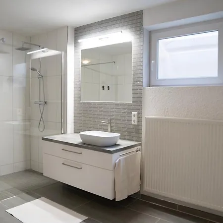 Stillvolle Und Ruhige Bei Tuebingen Apartamento *